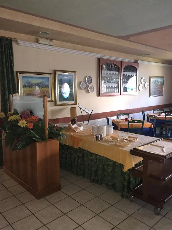 Hotel Ristorante Il Pirata San Vito di Leguzzano 0*,  Italy